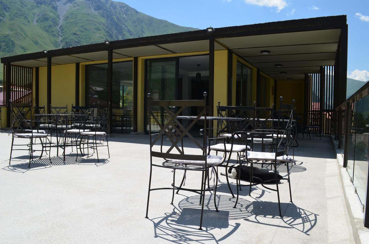 Mount Inn Kazbegi Екстер'єр фото