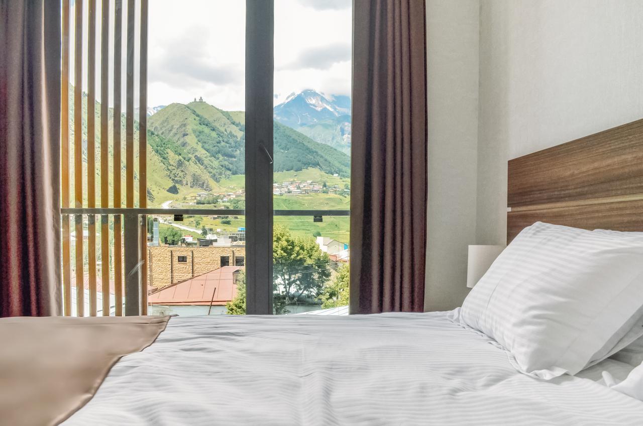 Mount Inn Kazbegi Екстер'єр фото